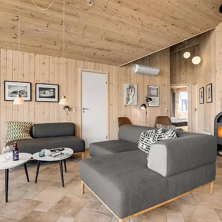 Amazing In Frstrup With 4 Bedrooms, Sauna And Wifi Σπίτι διακοπών