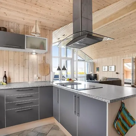 Amazing In Frstrup With 4 Bedrooms, Sauna And Wifi Σπίτι διακοπών