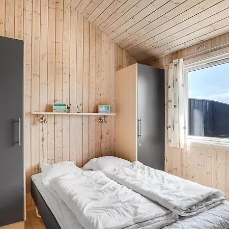 Amazing In Frstrup With 4 Bedrooms, Sauna And Wifi Σπίτι διακοπών